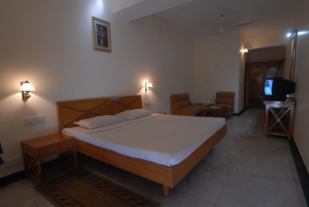 The Komfort Inn Chandīgarh Habitación foto