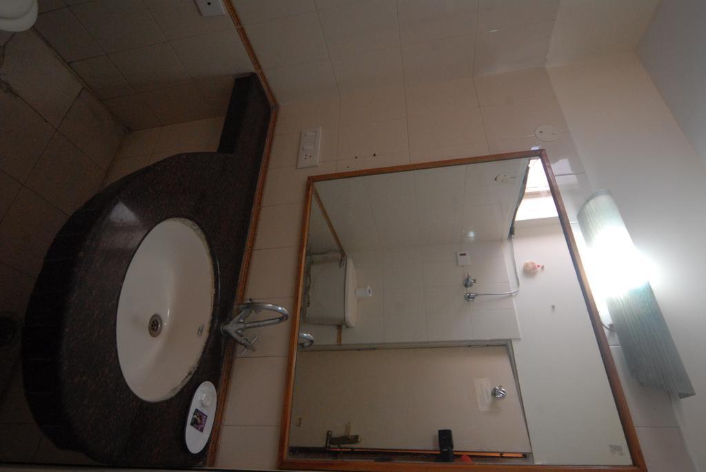 The Komfort Inn Chandīgarh Habitación foto